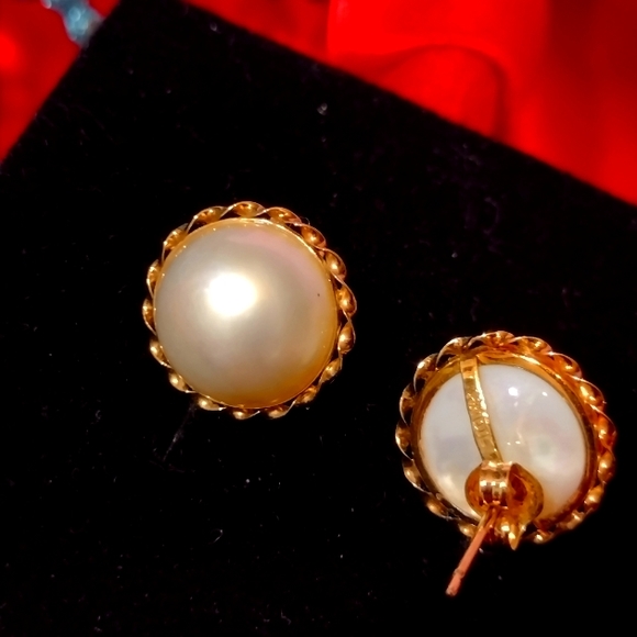 14KT Gold Mabe Pearls - Picture 3 of 11